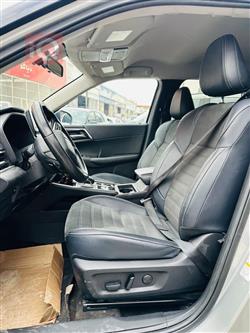 ميتسوبيشي اوتلاندر